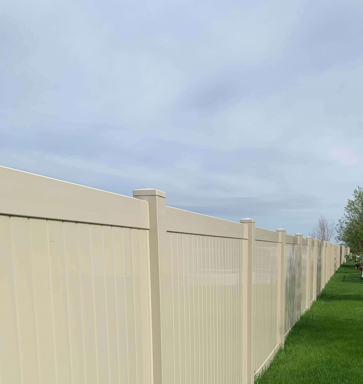 Does a Vinyl Fence Increase Your Home Value