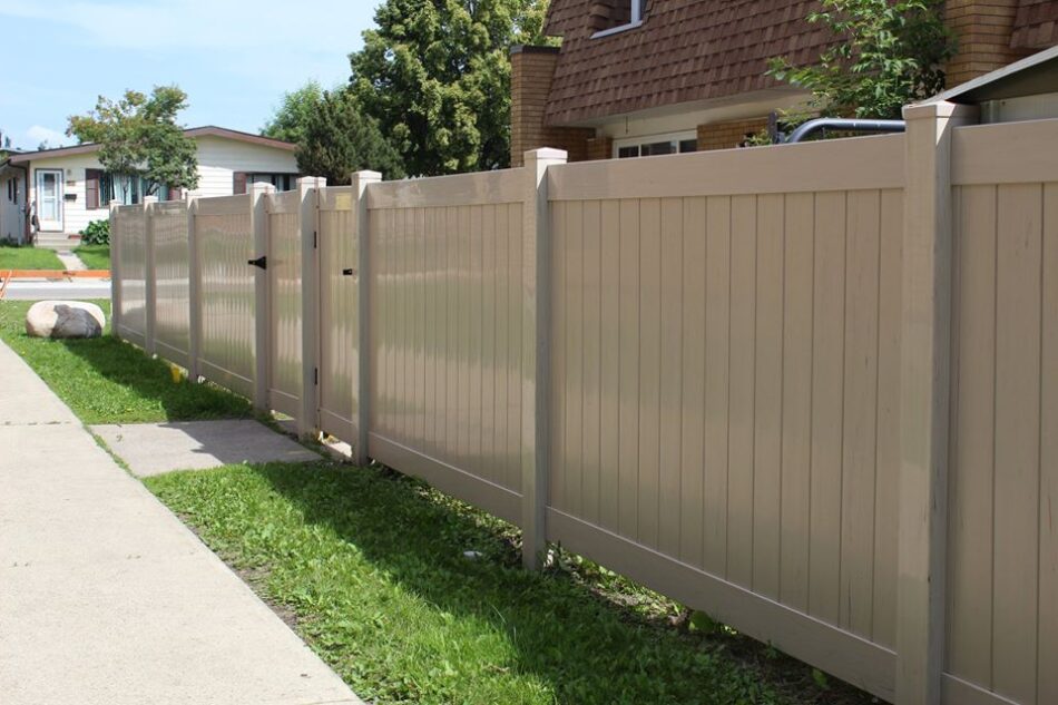 What fencing material is best for your property? Find out now from our team of fencing contractors!